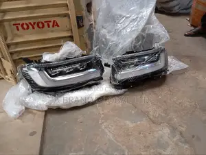 2010-2023 Toyota Landcruiser Headlamp