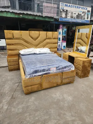 High Quality Four and Half by 6 Bed Set