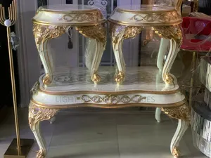 Classic Royal Center Table With Two Stool