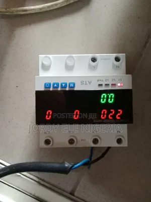 Automatic Transfer Switch 3phase in 1phase Out.