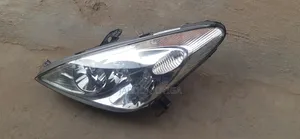 Head Light Es 300 2005