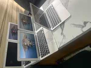 Laptop Apple MacBook Air 4GB Intel Core I5 SSD 128GB