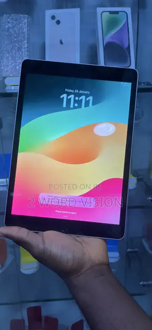 Apple iPad 10.2 (2021) 64 GB Silver