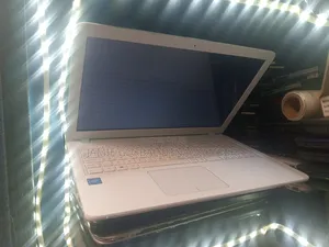 New Laptop Asus 4GB Intel Core 2 Duo HDD 250GB