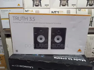BEHRINGER TRUTH 3.5 Monitor Speaker