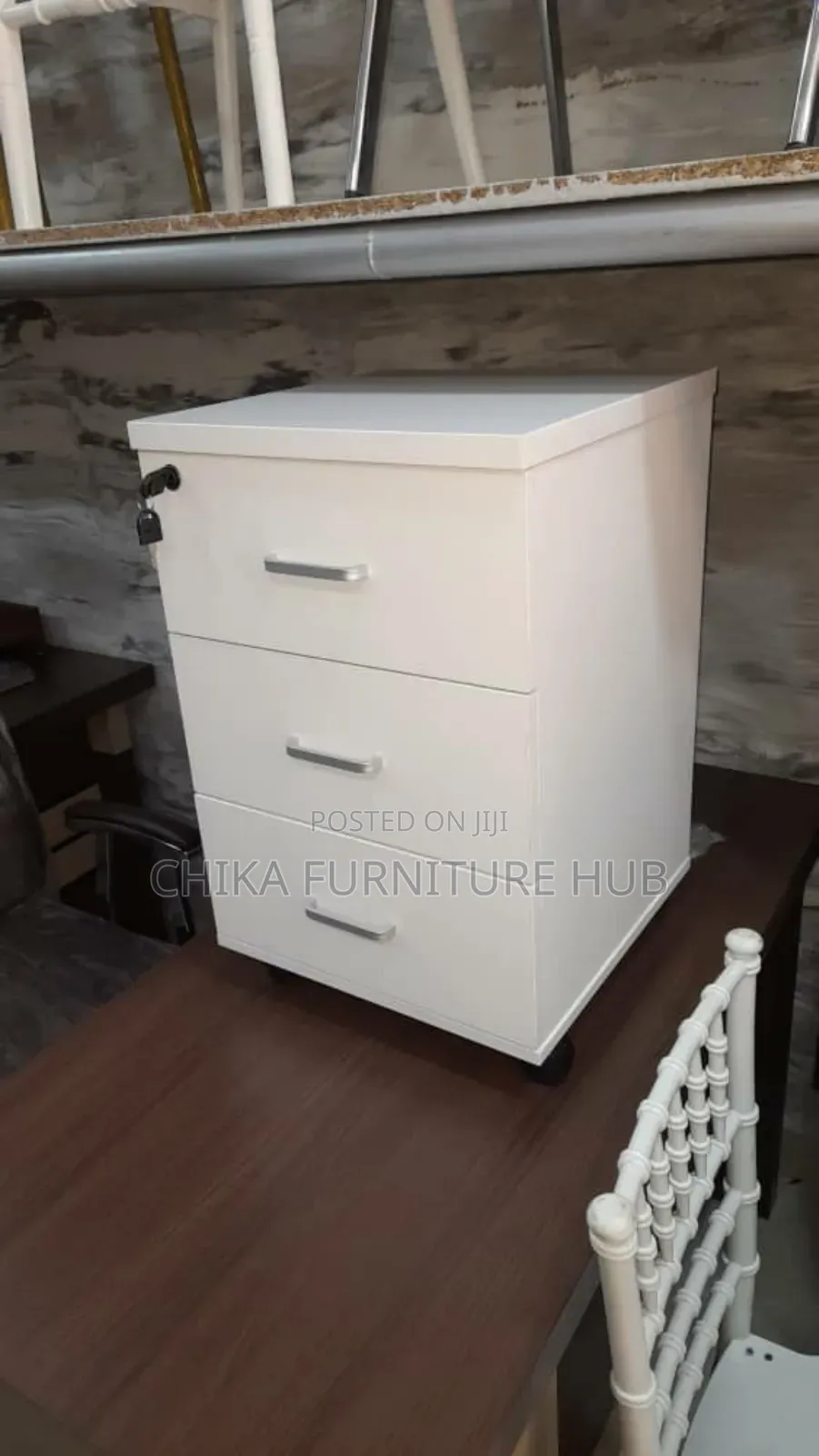 Mobile Drawer Wit Key