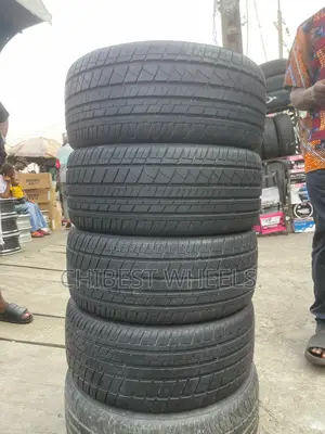 225/40 R 18 Tokunbor First Grade Tire Original