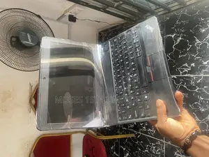 New Laptop Lenovo 4GB Intel SSHD (Hybrid) 250GB