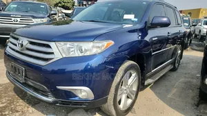 Toyota Highlander 2012 Blue