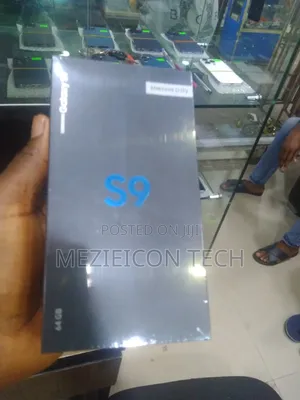 New Samsung Galaxy S9 64 GB Gold
