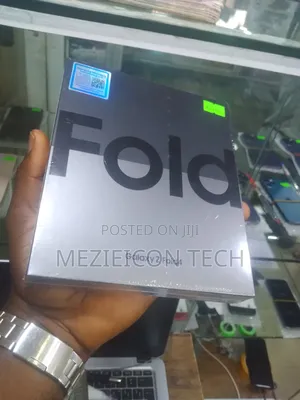 New Samsung Galaxy Z Fold4 512 GB