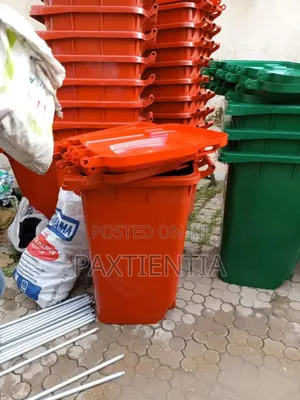 Waste Bin With Wheels and High Quality