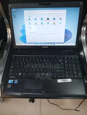 Laptop Toshiba 8GB Intel Core 2 Duo HDD 320GB