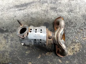 Engine Catalyst Converter Kia Rio 2017 Model 4 Plug