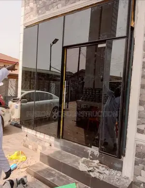 Partitioned Frameless Glass Door