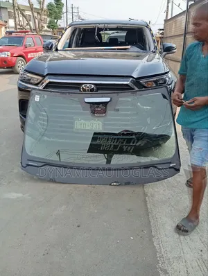 Grand Highlander 2024 Windscreen LFW
