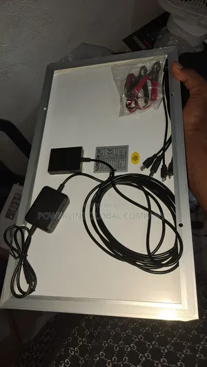 15w Solar Panel for Charging All Kinds of Phones/ Gadgets