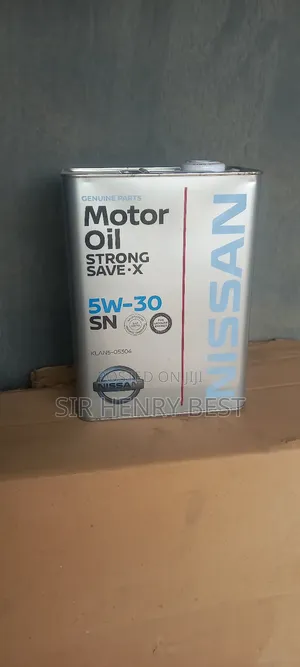 Nissan Motor Oil Strong Save.X 5w 30 .SN