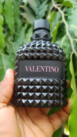 Valentino Uomo Born in Roma Unboxed