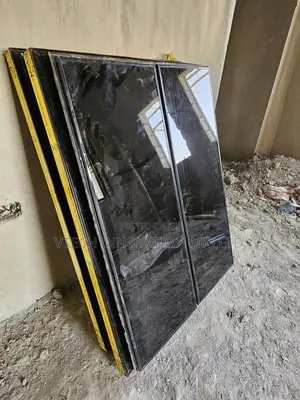 Frameless Window