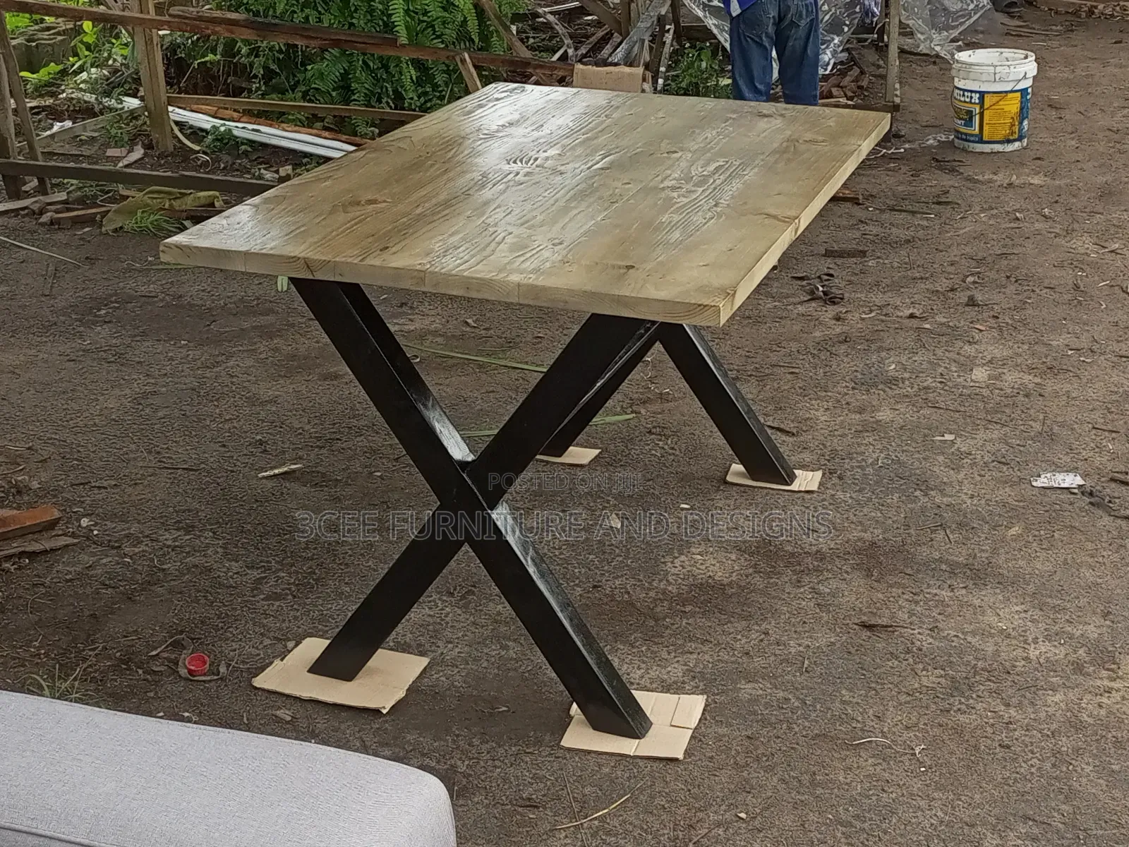 Dinning Table