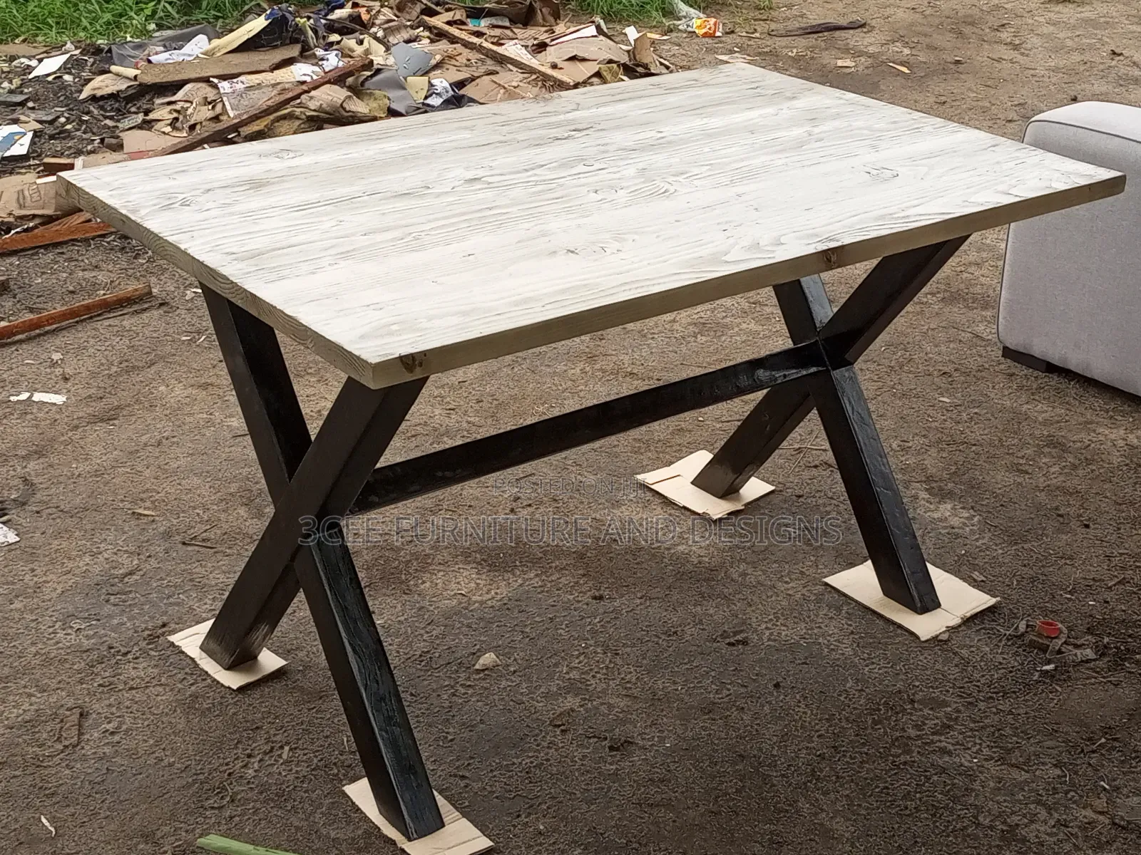 Dinning Table