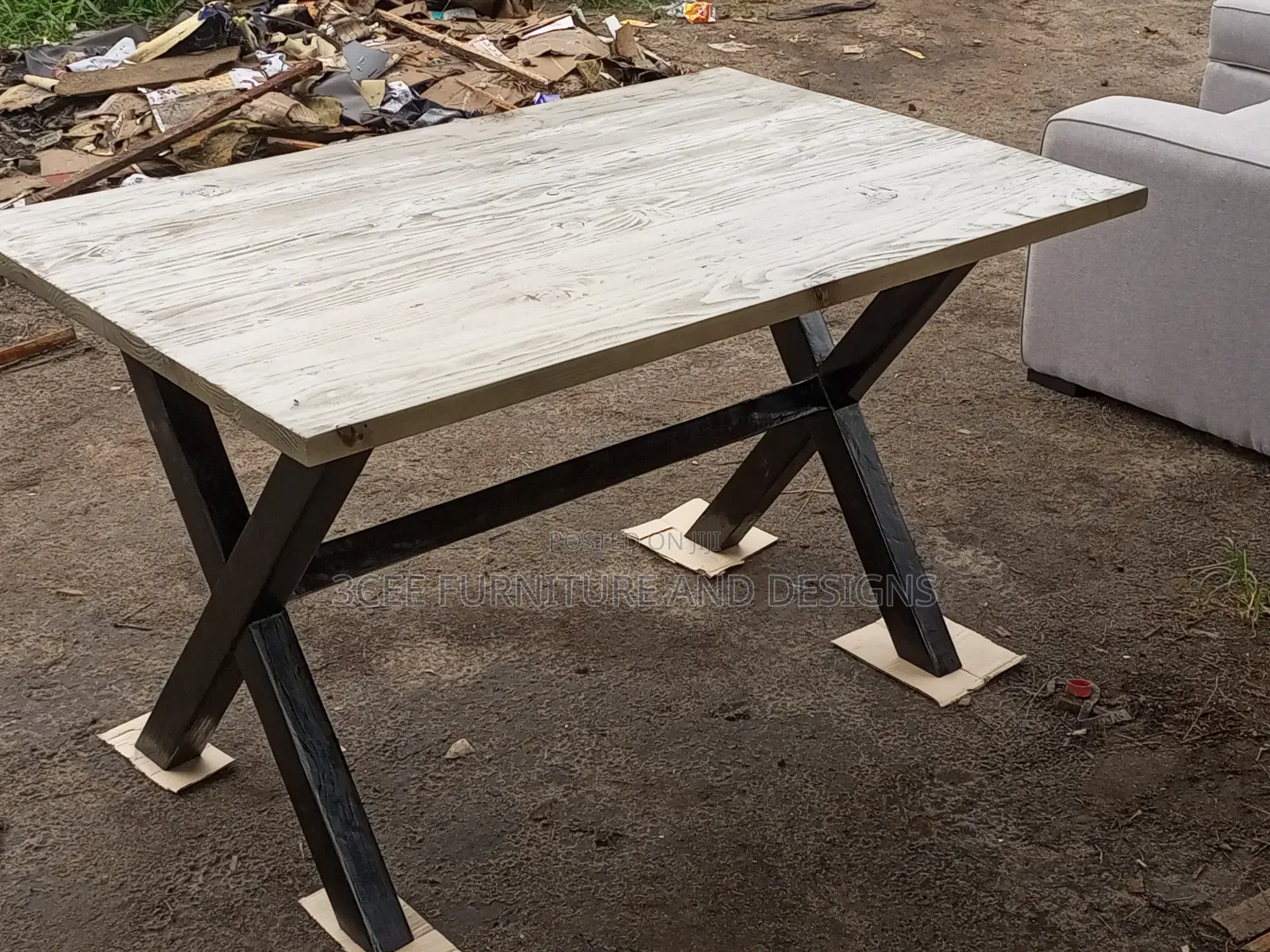 Dinning Table
