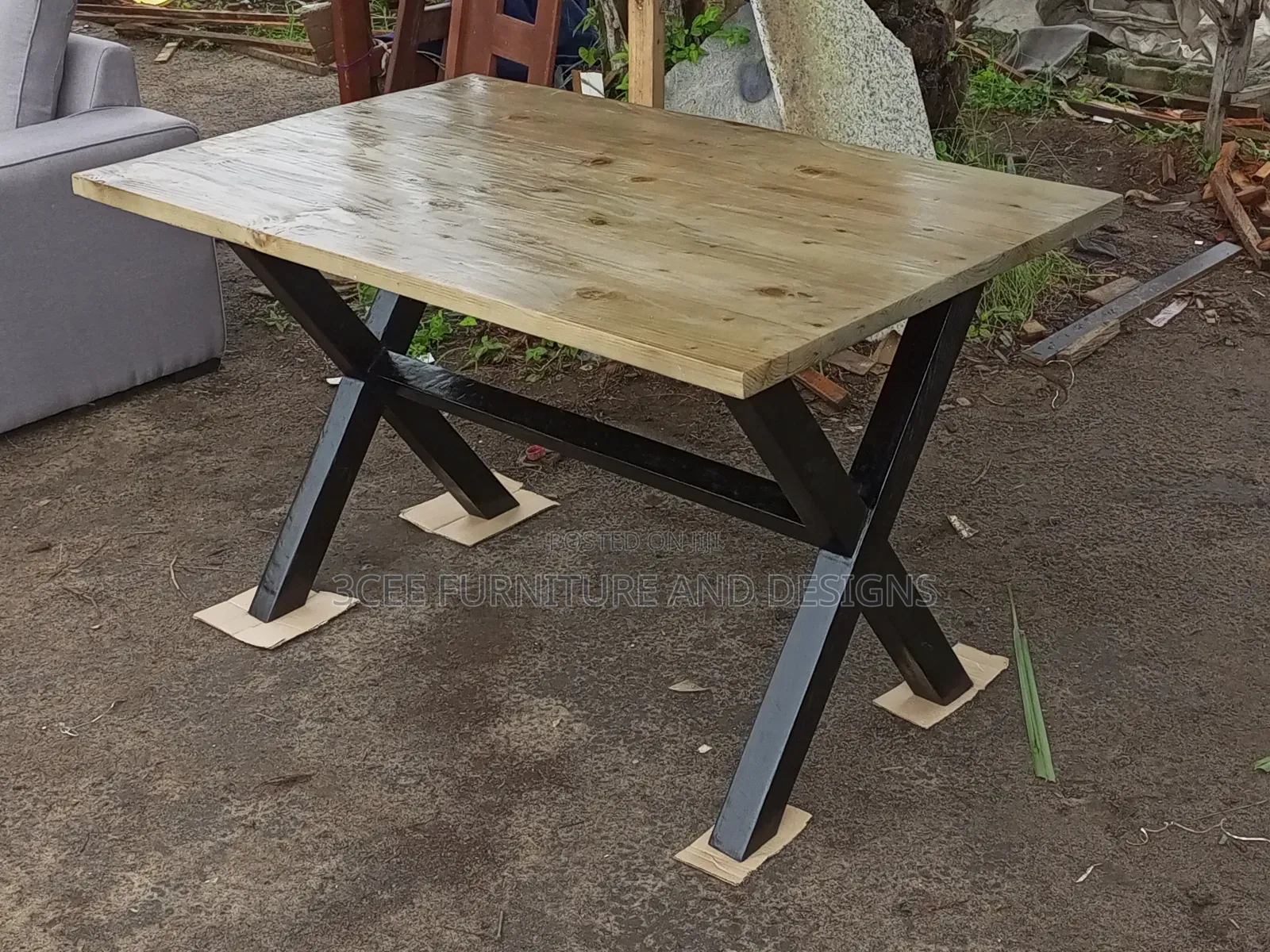 Dinning Table