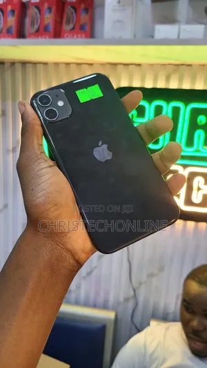 Apple iPhone 11 64 GB Black