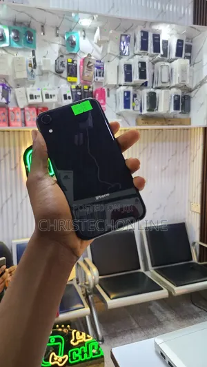 Apple iPhone XR 64 GB Black