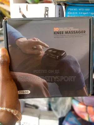 Knee Three Dimensional Massager