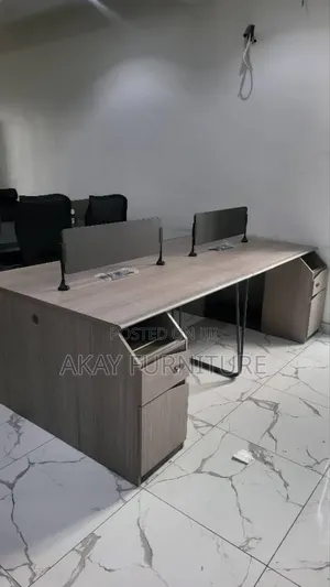 Workstation For 4 People