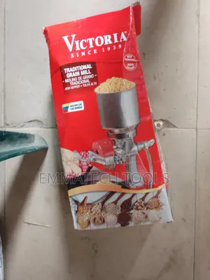 Victoria Grinder Machine
