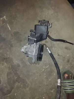 Power Steering Pump for Mercedes Benz GLK and C300 2008-2013