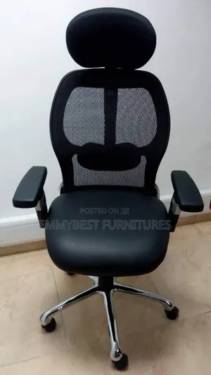 Executive Recliner Office Chair.