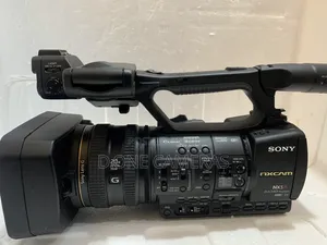 Sony HXR-Nx5r Professional Camera