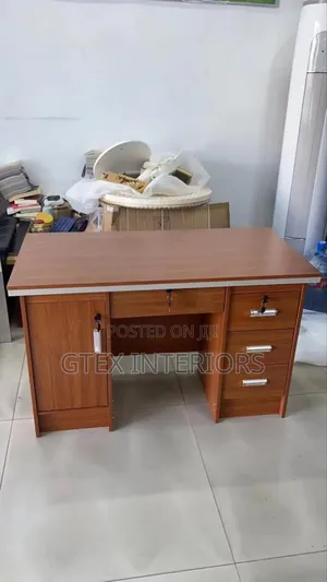 Mini Executive Office Table