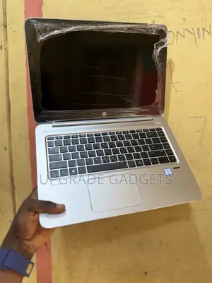 Laptop HP EliteBook 1040 G3 8GB Intel Core I5 HDD+SSD 256GB