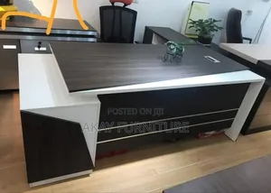 Executive Table Size 1.6 Meters
