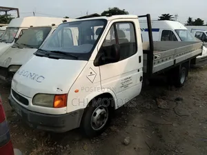 Ford Transit 2006 White