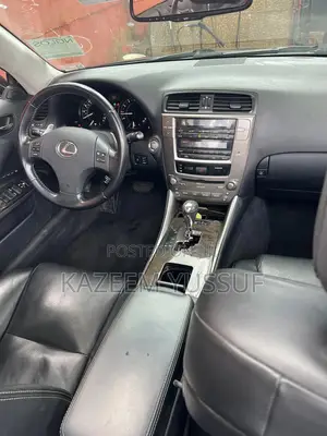 Lexus IS 250 C Automatic 2010 Black