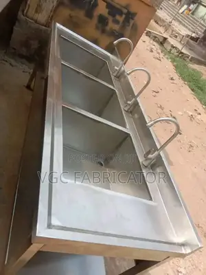 3 Blow Sinks