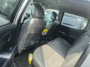 Toyota Tacoma 4dr Double Cab 2016 Silver