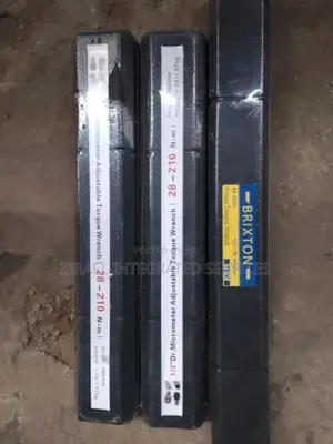 Adjustable Torque Wrench 28-210 N-M