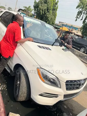 Ml350 2013 Windscreen Glass Installed Perfectly We Deliver