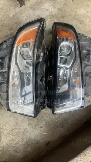 Headlamp Ford Edge 2016