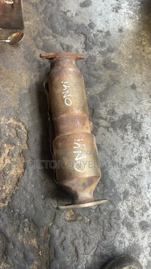 Center Catalyst Converter Hyundai Tucson 2015 Model