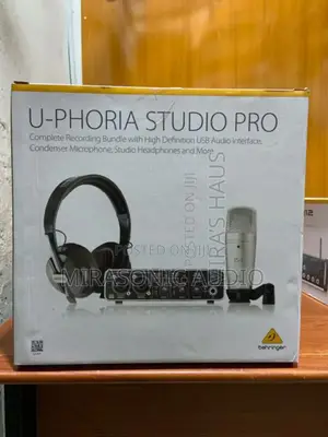Behringer Uphoria Studio Pro Headphone Soundcard And Mic