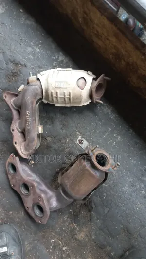 Engine Catalyst Converter to Toyota Highlander 2012 Model