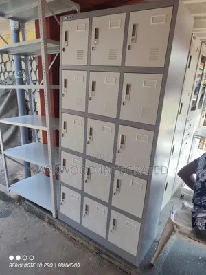 15 Doors Metal Lockable Cabinet
